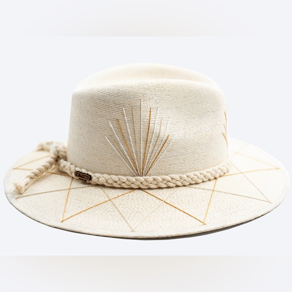 Corazón Playero Agave Neutral Hat. Large. New.